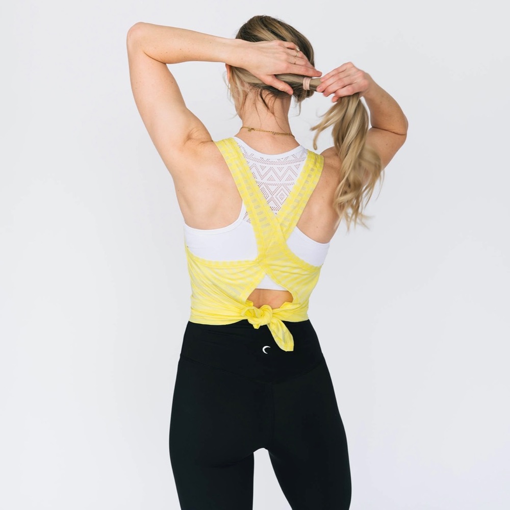 Zyia Active Lemon Nimbus Split Back Tank Yellow Stripe Size M